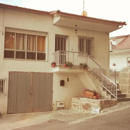 Casa Alojamiento Os Terrados